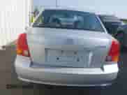 2004 Hyundai Accent GL z VIN KMHCG45C04U504741, wystawiony jako IAAI lot #42440704 z przebiegiem 69 841 mil mil oraz . Historia ofert i sprzedaży dostępna na DreamBid. Obrazek 15.