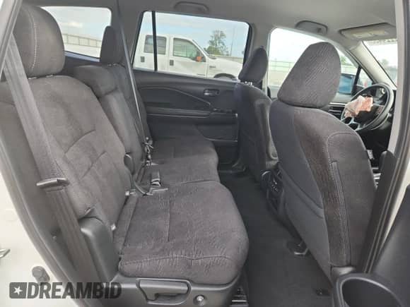 2019 Honda Pilot EX z VIN 5FNYF5H34KB009902, wystawiony jako Copart lot #82224455 z przebiegiem 43 382 mil mil oraz Szkoda całkowita • Salvage title. Historia ofert i sprzedaży dostępna na DreamBid. Obrazek 11.