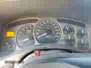 2002 GMC Sierra 1500 Denali z VIN 2GTFK69U221346006, wystawiony jako Copart lot #71726365 z przebiegiem 226 475 mil mil oraz Szkoda całkowita • Salvage title. Historia ofert i sprzedaży dostępna na DreamBid. Obrazek 9.