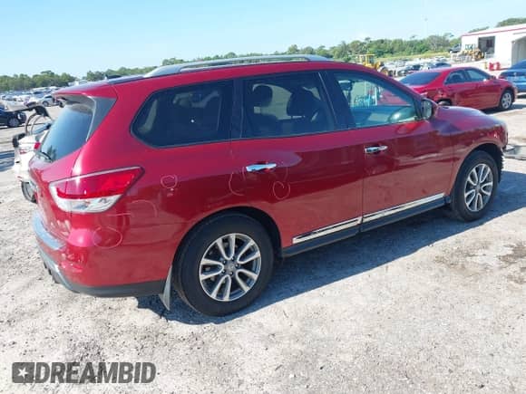 2016 Nissan Pathfinder S z VIN 5N1AR2MN5GC655738, wystawiony jako IAAI lot #43010348 z przebiegiem 141 588 mil mil oraz . Historia ofert i sprzedaży dostępna na DreamBid. Obrazek 4.