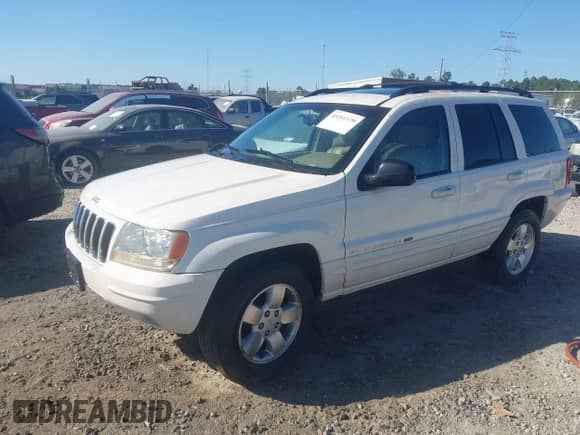 2001 Jeep Grand Cherokee Limited с VIN 1J4GX58S11C571004, выставлен на аукционе IAAI как лот 43261170 с пробегом 205 370 миль миль и . История ставок и продаж доступна на DreamBid. Изображение 2.
