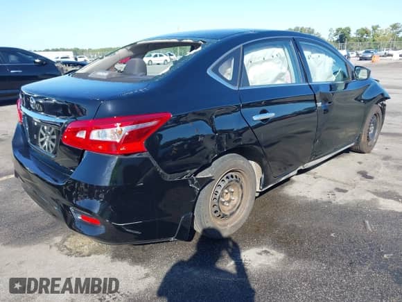 2019 Nissan Sentra SV z VIN 3N1AB7AP8KY257728, wystawiony jako IAAI lot #43372825 z przebiegiem 85 109 mil mil oraz . Historia ofert i sprzedaży dostępna na DreamBid. Obrazek 4.