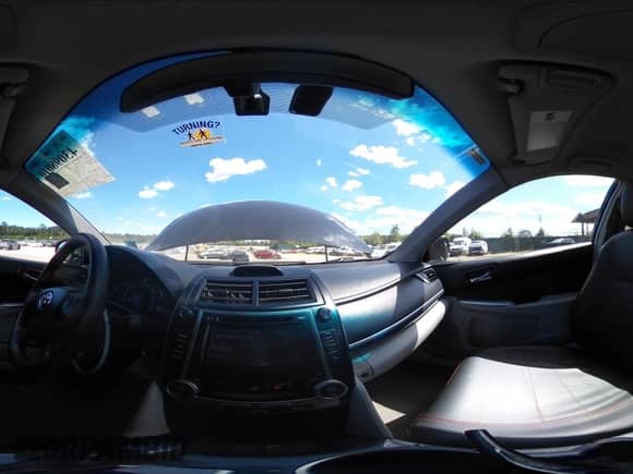 2014 Toyota Camry LE с VIN 4T1BD1FK2EU132653, выставлен на аукционе IAAI как лот 43098010 с пробегом 265 804 миль миль и . История ставок и продаж доступна на DreamBid. Изображение 18.