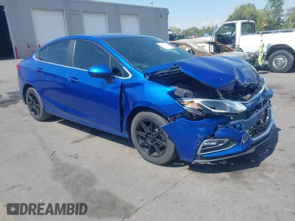 2017 Chevrolet Cruze LT with VIN 1G1BE5SM8H7109406, listed as a IAAI auction lot 43121216 with 99,075 mi miles and . Bid and sale history available at DreamBid. Image 1.
