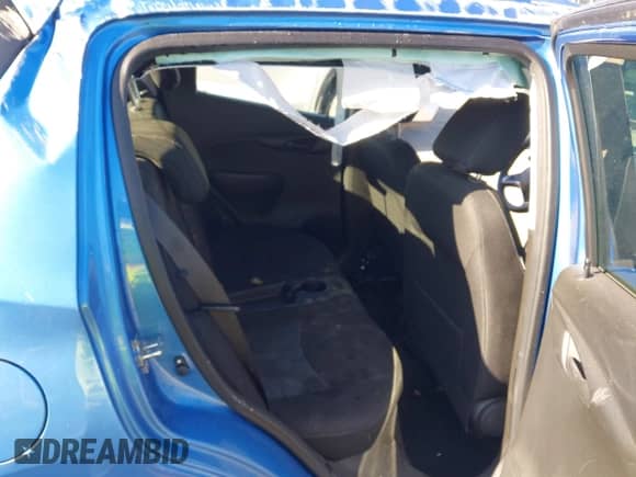 2018 Chevrolet Spark LT с VIN KL8CD6SA5JC426026, выставлен на аукционе IAAI как лот 41692560 с пробегом 77 523 миль миль и . История ставок и продаж доступна на DreamBid. Изображение 8.