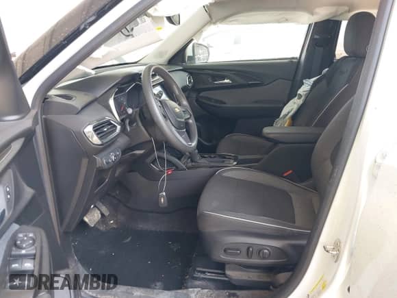 2022 Chevrolet TrailBlazer LT с VIN KL79MPS20NB007560, выставлен на аукционе IAAI как лот 43052930 с пробегом 42 264 миль миль и . История ставок и продаж доступна на DreamBid. Изображение 5.