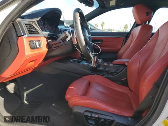 2015 BMW 4 Series 428i z VIN WBA4A9C58FGL86058, wystawiony jako Copart lot #65942035 z przebiegiem 121 605 mil mil oraz Szkoda całkowita • Salvage title. Historia ofert i sprzedaży dostępna na DreamBid. Obrazek 7.