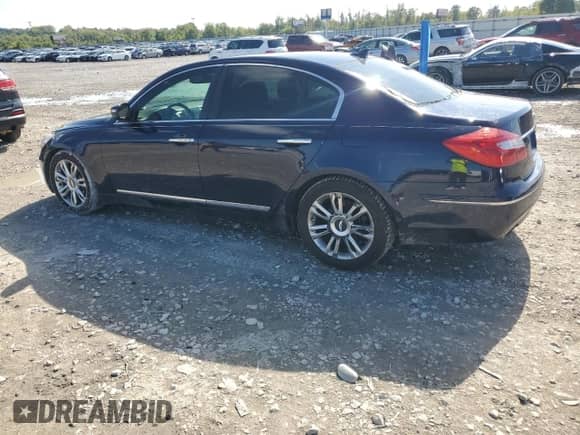 2011 Hyundai Genesis with VIN KMHGC4DFXBU114932, listed as a Copart auction lot 84250925 with 105,351 mi miles and Salvage title. Bid and sale history available at DreamBid. Image 2.