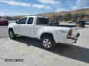 2005 Toyota Tacoma с VIN 5TEUU42N25Z144596, выставлен на аукционе Copart как лот 69295985 с пробегом 285 923 миль миль и Списание • Salvage title. История ставок и продаж доступна на DreamBid. Изображение 2.