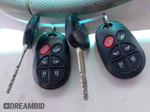 2013 Toyota Sienna SE with VIN 5TDXK3DC0DS364467, listed as a IAAI auction lot 42404833 with 126,857 mi miles and . Bid and sale history available at DreamBid. Image 11.