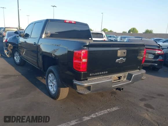 2016 Chevrolet Silverado 1500 LT z VIN 3GCPCREC4GG381810, wystawiony jako IAAI lot #43032065 z przebiegiem 107 102 mil mil oraz . Historia ofert i sprzedaży dostępna na DreamBid. Obrazek 3.