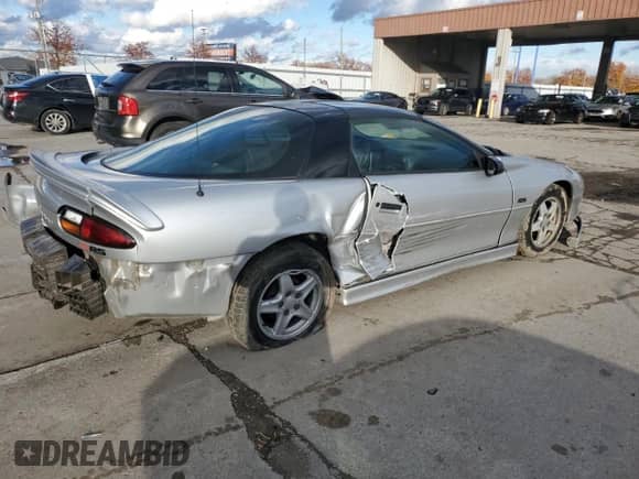 1997 Chevrolet Camaro RS с VIN 2G1FP22K5V2136560, выставлен на аукционе Copart как лот 81191144 с пробегом 58 539 миль миль и Списание • Salvage title. История ставок и продаж доступна на DreamBid. Изображение 3.