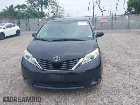 2017 Toyota Sienna LE with VIN 5TDKZ3DC7HS789504, listed as a IAAI auction lot 42656559 with 223,137 mi miles and . Bid and sale history available at DreamBid. Image 13.