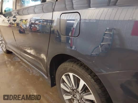 2018 Toyota Sienna LE с VIN 5TDJZ3DC9JS191254, выставлен на аукционе IAAI как лот 42844650 с пробегом 140 613 миль миль и . История ставок и продаж доступна на DreamBid. Изображение 6.