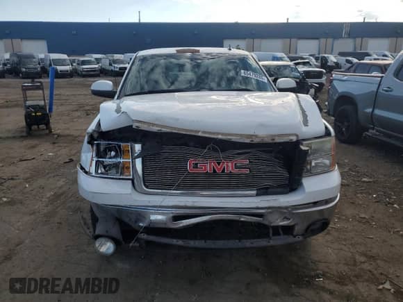 2010 GMC Sierra 1500 SLT z VIN 1GTSKWE35AZ194174, wystawiony jako Copart lot #65479285 z przebiegiem 208 039 mil mil oraz Czysty tytuł • Clean title. Historia ofert i sprzedaży dostępna na DreamBid. Obrazek 5.
