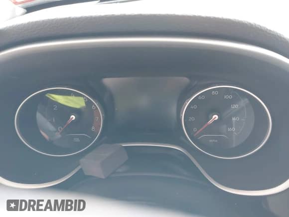 2019 Jeep Compass Latitude с VIN 3C4NJDBB2KT792361, выставлен на аукционе IAAI как лот 42898036 с пробегом Не указан миль и . История ставок и продаж доступна на DreamBid. Изображение 7.