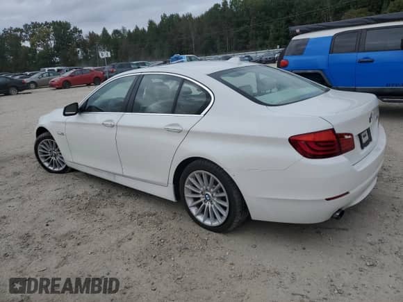 2013 BMW 5 Series 535i с VIN WBAFR7C56DC817457, выставлен на аукционе Copart как лот 82314905 с пробегом 127 778 миль миль и Списание • Salvage title. История ставок и продаж доступна на DreamBid. Изображение 2.