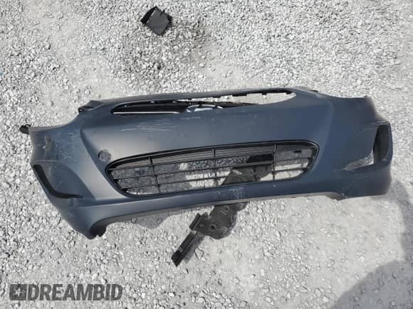 2013 Hyundai Accent SE с VIN KMHCU5AE2DU064852, выставлен на аукционе Copart как лот 60402275 с пробегом 90 410 миль миль и Списание • Salvage title. История ставок и продаж доступна на DreamBid. Изображение 12.