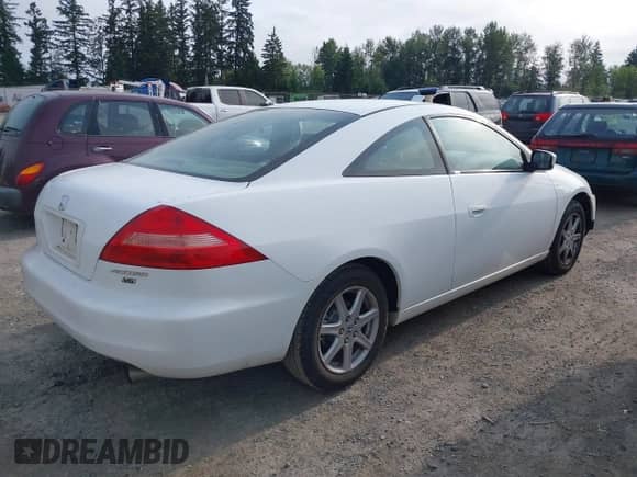 2003 Honda Accord EX с VIN 1HGCM82663A002997, выставлен на аукционе IAAI как лот 42883225 с пробегом 211 249 миль миль и . История ставок и продаж доступна на DreamBid. Изображение 4.