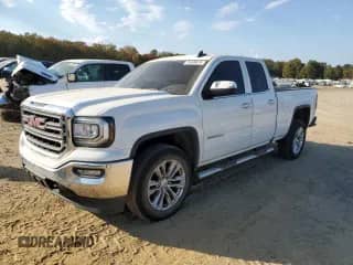 2016 GMC Sierra 1500 SLE z VIN 1GTR1MEC9GZ221536, wystawiony jako Copart lot #76409514 z przebiegiem 141 912 mil mil oraz Szkoda całkowita • Salvage title. Historia ofert i sprzedaży dostępna na DreamBid. Obrazek 1.