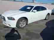 2014 Dodge Charger SE z VIN 2C3CDXBG8EH186625, wystawiony jako IAAI lot #43220089 z przebiegiem 168 978 mil mil oraz . Historia ofert i sprzedaży dostępna na DreamBid. Obrazek 17.