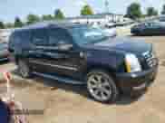 2013 Cadillac Escalade ESV Luxury с VIN 1GYS4HEF8DR354286, выставлен на аукционе Copart как лот 66899565 с пробегом 232 352 миль миль и Чистый • Clean title. История ставок и продаж доступна на DreamBid. Изображение 4.