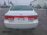 2007 Hyundai Azera SE z VIN KMHFC46F77A229425, wystawiony jako IAAI lot #41564209 z przebiegiem 173 671 mil mil oraz . Historia ofert i sprzedaży dostępna na DreamBid. Obrazek 16.