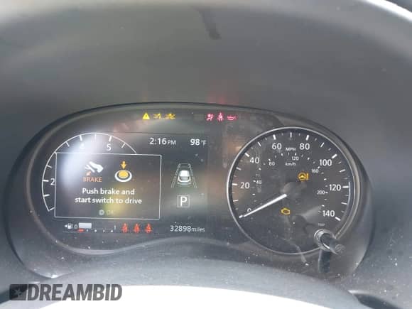 2024 Nissan Kicks SR с VIN 3N1CP5DV6RL485372, выставлен на аукционе IAAI как лот 42535915 с пробегом 32 898 миль миль и . История ставок и продаж доступна на DreamBid. Изображение 7.