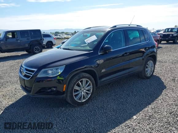 2010 Volkswagen Tiguan с VIN WVGAV9AX9AW522481, выставлен на аукционе IAAI как лот 42193574 с пробегом 168 904 миль миль и . История ставок и продаж доступна на DreamBid. Изображение 2.