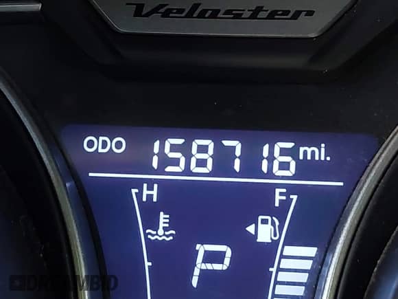 2013 Hyundai Veloster Turbo с VIN KMHTC6AE6DU083543, выставлен на аукционе IAAI как лот 43087332 с пробегом 158 716 миль миль и . История ставок и продаж доступна на DreamBid. Изображение 16.