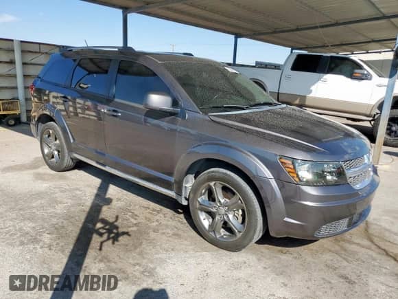 2017 Dodge Journey Crossroad Plus with VIN 3C4PDDGG3HT540342, listed as a Copart auction lot 85949995 with 136,746 mi miles and Clean title. Bid and sale history available at DreamBid. Image 4.