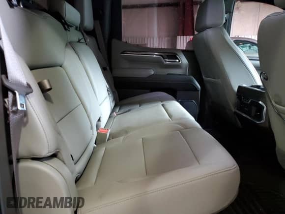 2023 Chevrolet Silverado 1500 z VIN 3GCPAEE83PG201470, wystawiony jako Copart lot #71307374 z przebiegiem 35 883 mil mil oraz Szkoda całkowita • Salvage title. Historia ofert i sprzedaży dostępna na DreamBid. Obrazek 10.