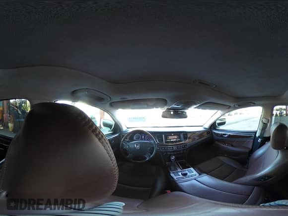 2015 Hyundai Equus Signature z VIN KMHGH4JHXFU093545, wystawiony jako IAAI lot #42572274 z przebiegiem 67 295 mil mil oraz . Historia ofert i sprzedaży dostępna na DreamBid. Obrazek 20.