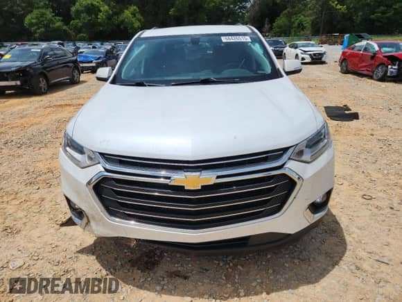 2019 Chevrolet Traverse LT Cloth with VIN 1GNERGKW7KJ270854, listed as a Copart auction lot 68426515 with 122,341 mi miles and Salvage title. Bid and sale history available at DreamBid. Image 5.