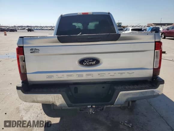 2017 Ford F-250 Lariat с VIN 1FT7W2BT7HED84809, выставлен на аукционе Copart как лот 87221375 с пробегом 116 381 миль миль и Списание • Salvage title. История ставок и продаж доступна на DreamBid. Изображение 6.