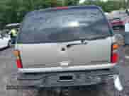 2005 Chevrolet Suburban LT с VIN 3GNEC16Z95G223768, выставлен на аукционе IAAI как лот 42389953 с пробегом Не указан миль и . История ставок и продаж доступна на DreamBid. Изображение 15.