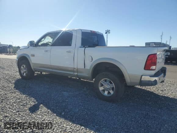 2010 Dodge 3500 ST with VIN 3D73Y3CL9AG193748, listed as a Copart auction lot 89925115 with 137,927 mi miles and Salvage title. Bid and sale history available at DreamBid. Image 2.