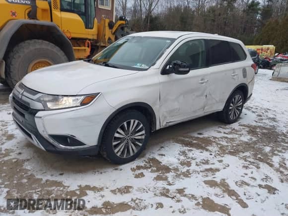 2020 Mitsubishi Outlander ES с VIN JA4AZ3A37LZ008157, выставлен на аукционе IAAI как лот 41110526 с пробегом 70 152 миль миль и . История ставок и продаж доступна на DreamBid. Изображение 17.