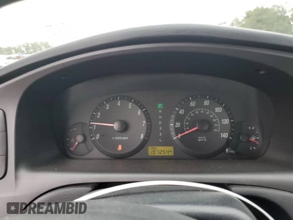 2006 Hyundai Elantra GLS z VIN KMHDN46D26U269070, wystawiony jako Copart lot #85185075 z przebiegiem 197 254 mil mil oraz Szkoda całkowita • Salvage title. Historia ofert i sprzedaży dostępna na DreamBid. Obrazek 9.