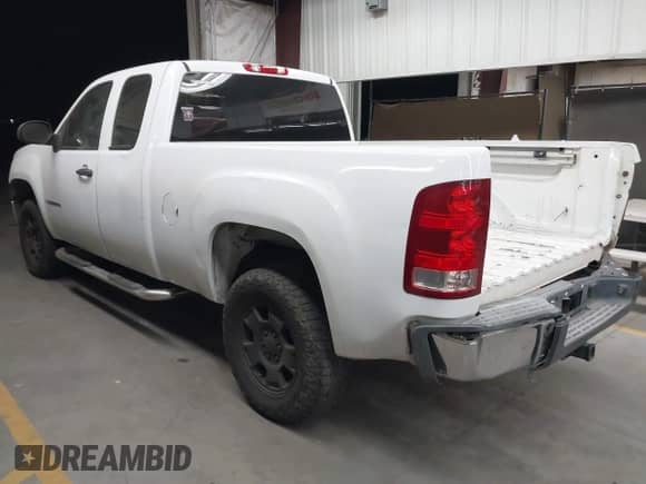 2008 GMC Sierra 1500 Work Truck с VIN 2GTEC19C581139055, выставлен на аукционе IAAI как лот 42736219 с пробегом 331 253 миль миль и . История ставок и продаж доступна на DreamBid. Изображение 3.
