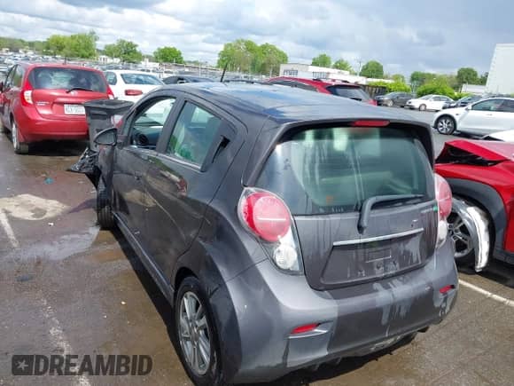 2014 Chevrolet Spark LT с VIN KL8CL6S01EC435788, выставлен на аукционе IAAI как лот 42010502 с пробегом 51 916 миль миль и . История ставок и продаж доступна на DreamBid. Изображение 3.