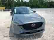 2022 Mazda CX-5 S Preferred z VIN JM3KFBCM3N0635343, wystawiony jako Copart lot #60696245 z przebiegiem 36 750 mil mil oraz Czysty tytuł • Clean title. Historia ofert i sprzedaży dostępna na DreamBid. Obrazek 14.