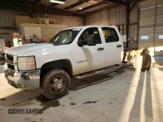 2008 Chevrolet Silverado 3500 с VIN 1GBJK33668F196491, выставлен на аукционе Copart как лот 80205794 с пробегом 233 256 миль миль и Списание • Salvage title. История ставок и продаж доступна на DreamBid. Изображение 1.