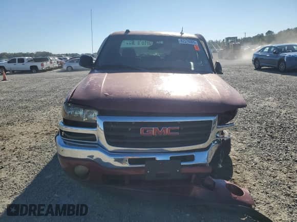 2005 GMC Sierra 1500 SLE with VIN 2GTEK13T951274630, listed as a Copart auction lot 82576965 with 294,879 mi miles and Salvage title. Bid and sale history available at DreamBid. Image 5.