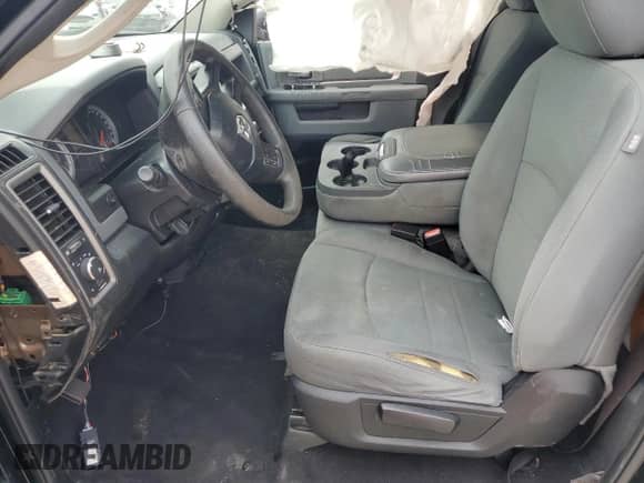 2015 Ram 1500 Express z VIN 3C6JR6AG7FG525254, wystawiony jako Copart lot #70705685 z przebiegiem 182 197 mil mil oraz Szkoda całkowita • Salvage title. Historia ofert i sprzedaży dostępna na DreamBid. Obrazek 7.