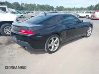2015 Chevrolet Camaro LS z VIN 2G1FB1E30F9181329, wystawiony jako IAAI lot #43401312 z przebiegiem 140 092 mil mil oraz . Historia ofert i sprzedaży dostępna na DreamBid. Obrazek 4.