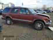 1998 Chevrolet Blazer LT z VIN 1GNDT13W9W2224077, wystawiony jako Copart lot #82865874 z przebiegiem 206 556 mil mil oraz Szkoda całkowita • Salvage title. Historia ofert i sprzedaży dostępna na DreamBid. Obrazek 4.