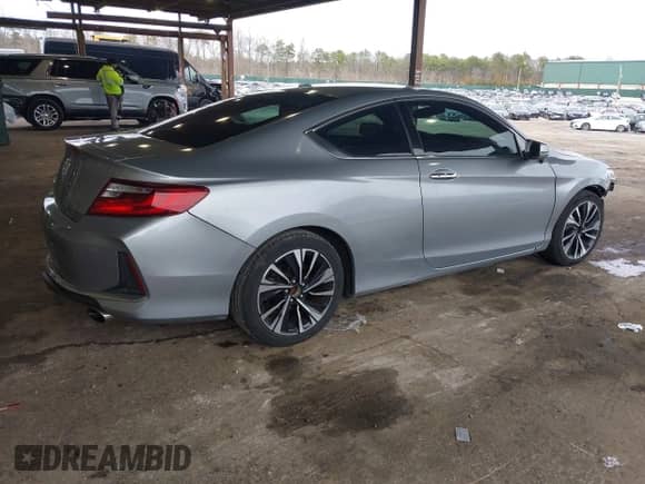 2017 Honda Accord EX-L with VIN 1HGCT1B89HA000776, listed as a IAAI auction lot 41955819 with 102,880 mi miles and . Bid and sale history available at DreamBid. Image 4.