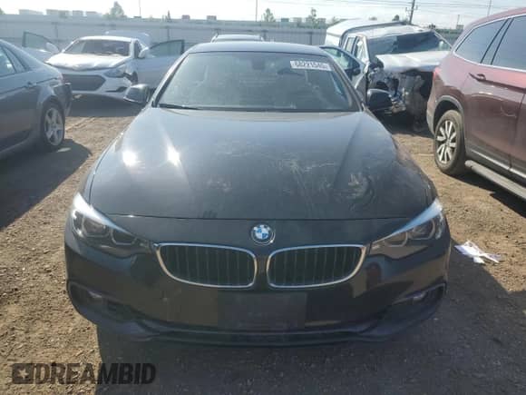 2018 BMW 4 Series 440i xDrive z VIN WBA4Z7C57JED47983, wystawiony jako Copart lot #68221545 z przebiegiem Nie podano mil oraz Szkoda całkowita • Salvage title. Historia ofert i sprzedaży dostępna na DreamBid. Obrazek 5.