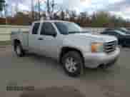 2013 GMC Sierra 1500 SLE z VIN 1GTR2VE78DZ265349, wystawiony jako Copart lot #89859005 z przebiegiem 157 185 mil mil oraz Czysty tytuł • Clean title. Historia ofert i sprzedaży dostępna na DreamBid. Obrazek 4.